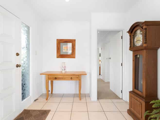 1/23 Holt Avenue, Torbay