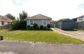 11 Thames Street, Roslyn