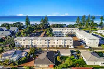 20/3 Riverside Road, Orewa