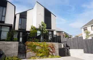 2/748 Remuera Road, Remuera