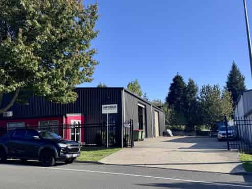 Standalone warehouse next to State Highway 29
