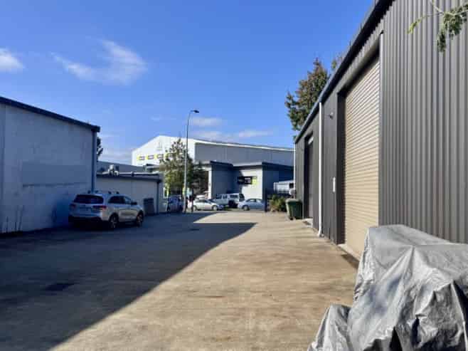 Standalone warehouse next to State Highway 29