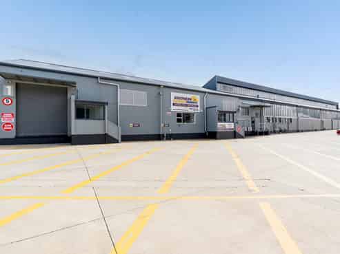 Freehold industrial investment, 286k Nett