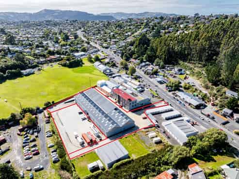Freehold industrial investment, 286k Nett