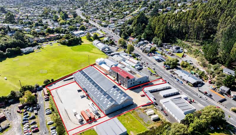 152 & 152B Kaikorai Valley Road, Glenross
