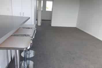 B12/101 Caledonian Road, Saint Albans