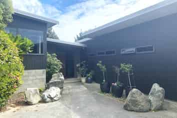 173 Bing Lucas Drive, Tawa