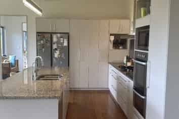 173 Bing Lucas Drive, Tawa