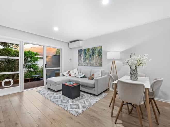 1/5 Strong Street, Saint Johns