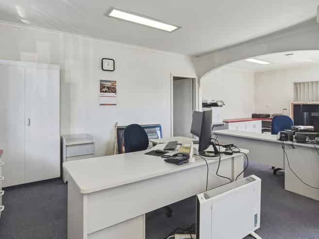 Professional office, ideal for owner occupiers