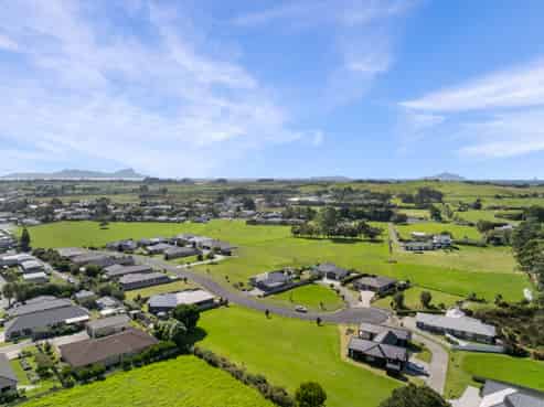 20 Green Estate Drive, Waipu