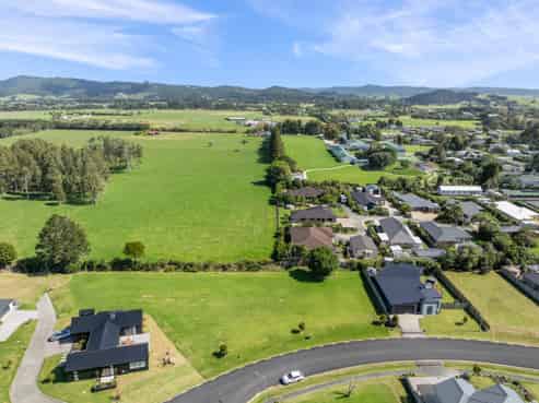 20 Green Estate Drive, Waipu