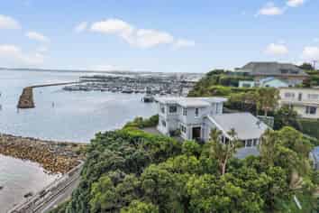 3 Church Lane, Eastbourne