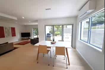 6/37 Hauraki Road, Hauraki