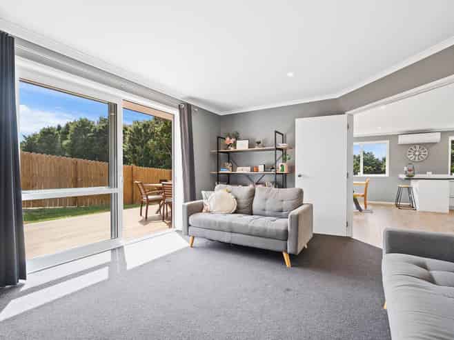 40 Pebble Beach Boulevard, Kamo