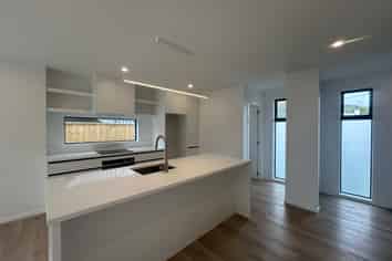 53b Porutu Street, Fairfield