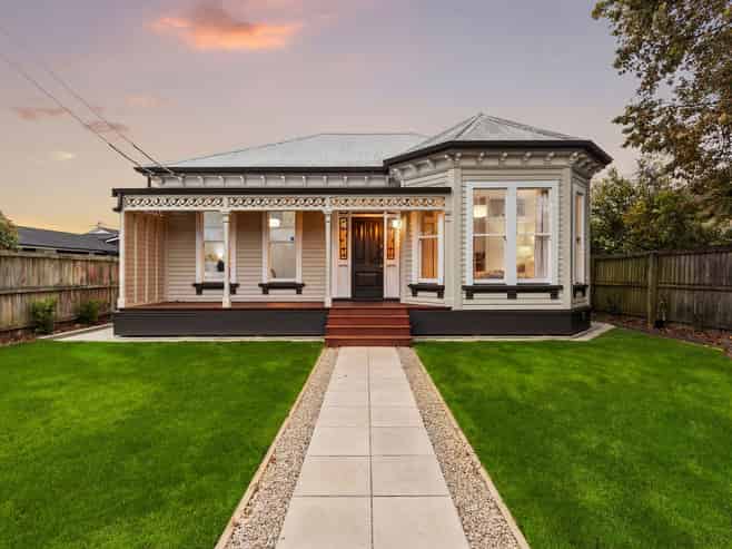 156 Canon Street, Edgeware