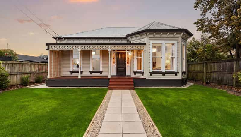 156 Canon Street, Edgeware