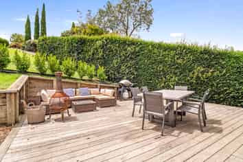 13 Hartles Place, Mellons Bay