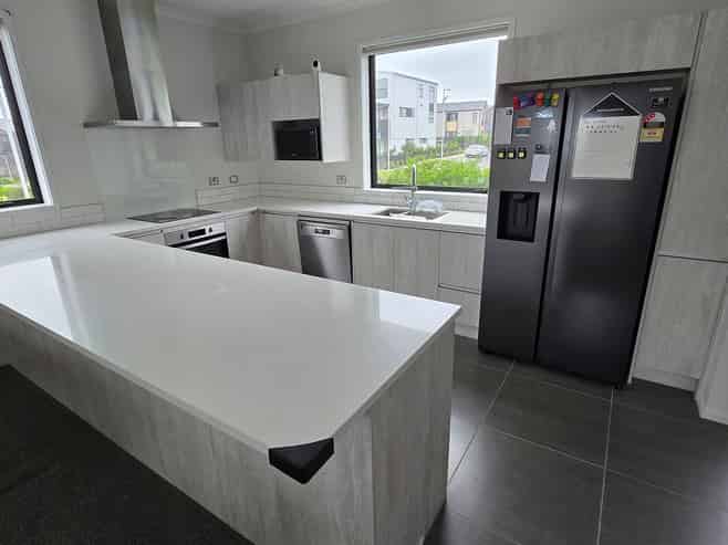 28 Hobsonville Point Road, Hobsonville