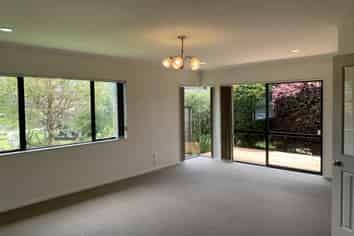 21 Merriman Place, Pyes Pa