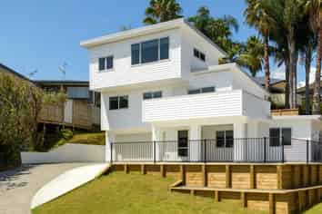 192 Welcome Bay Road, Welcome Bay