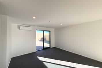 11 Robson Drive, Lincoln