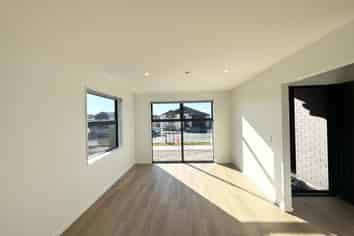 11 Robson Drive, Lincoln