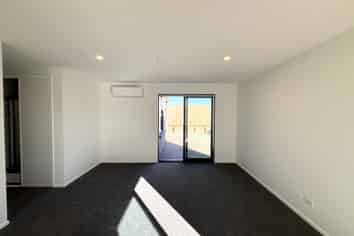 11 Robson Drive, Lincoln