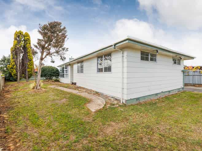 152 Milson Line, Milson