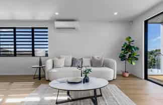 589A East Coast Road, Browns Bay