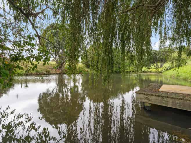 37 Lloyd Road, Riverhead