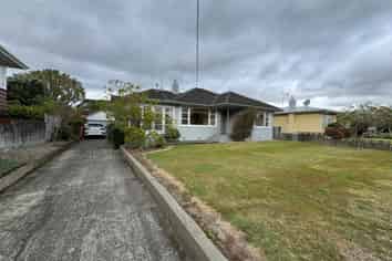 12 Wincanton Place, Awapuni