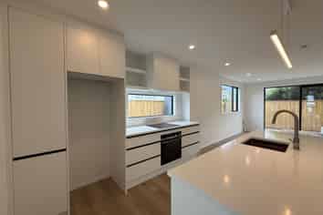 53a Porutu Street, Fairfield