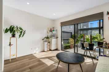 16 Selo Street, Glen Eden