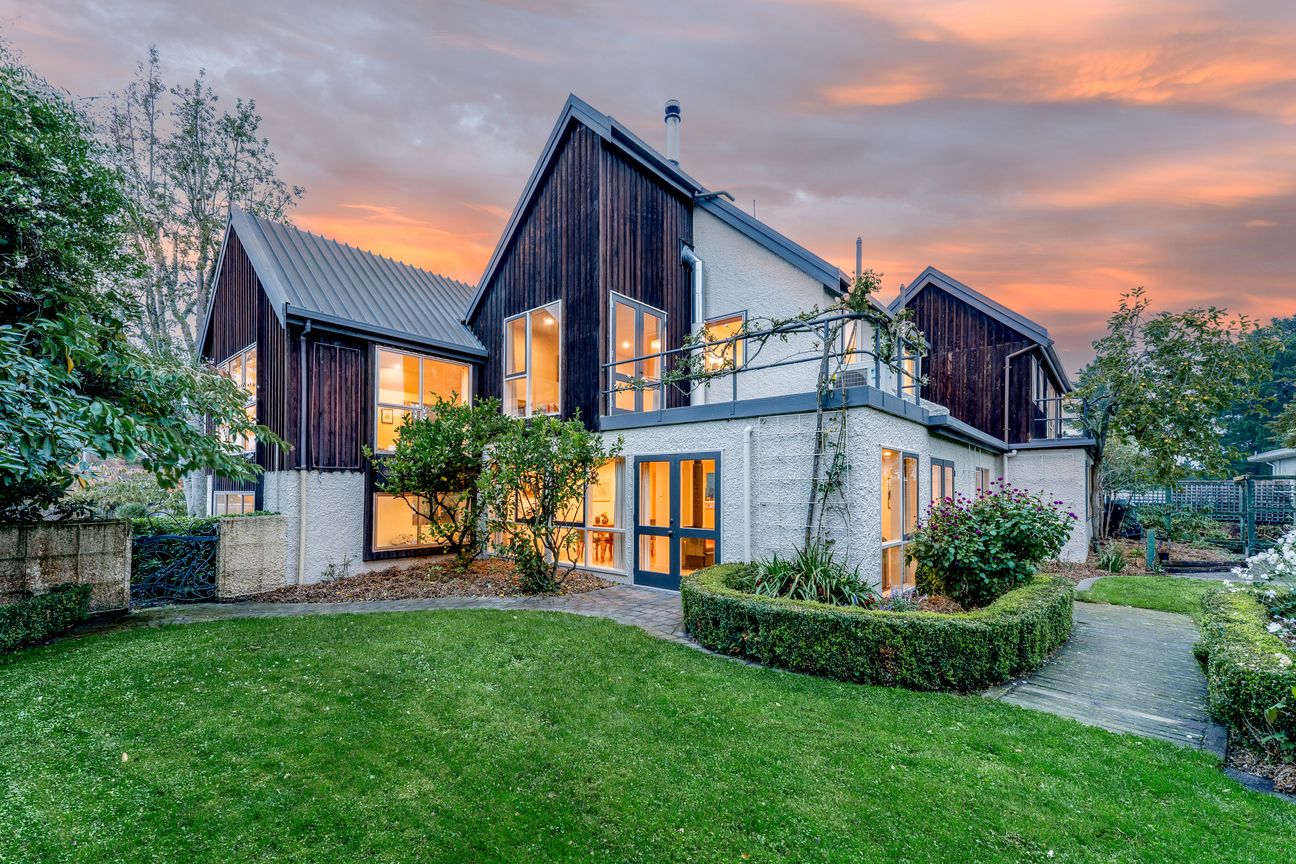 Architectural Digest, and it's For Sale! - Więcej