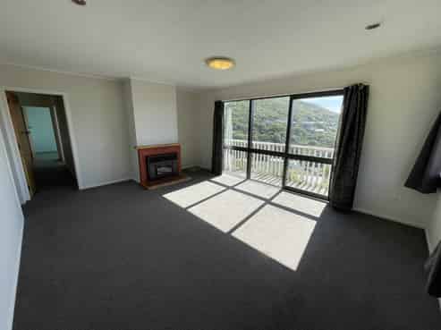 41 Versailles Street, Karori