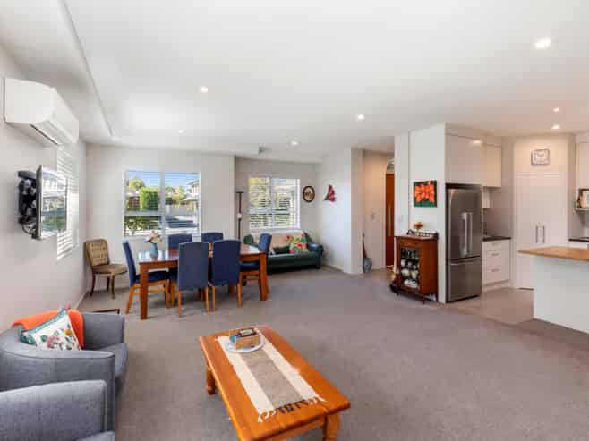 35 Brookfield Drive, Northwood