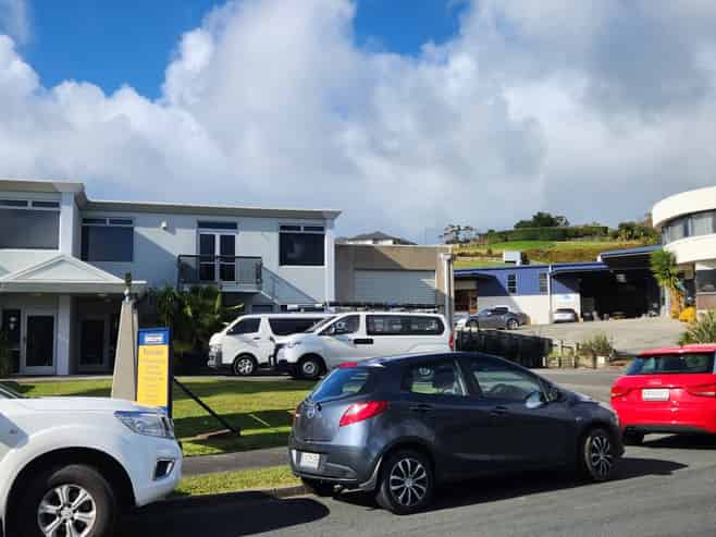 114sqm First floor office