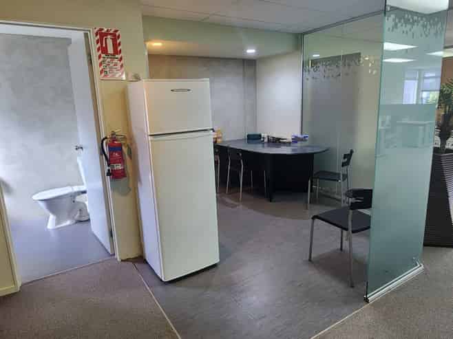 114sqm First floor office