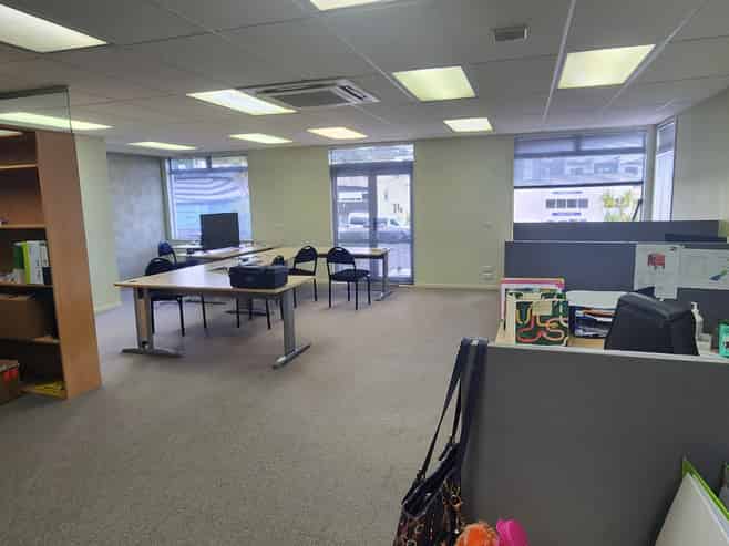 114sqm First floor office