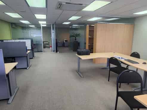 114sqm First floor office