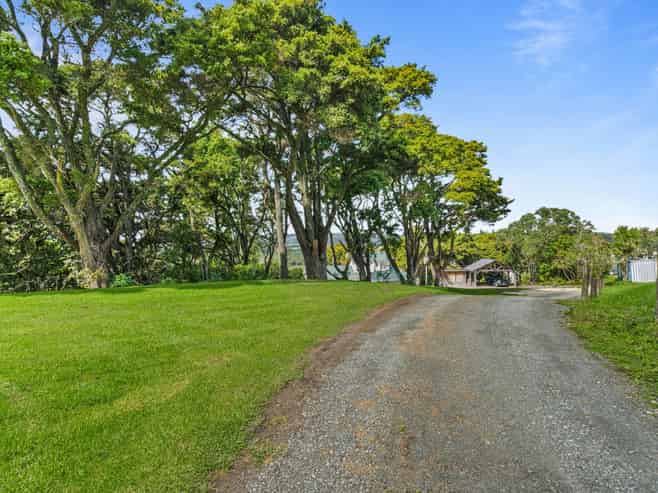 221 Mountain Road, Maungaturoto