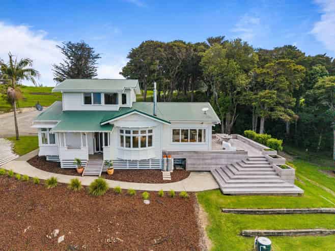 221 Mountain Road, Maungaturoto