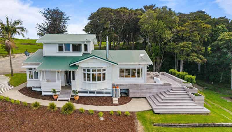 221 Mountain Road, Maungaturoto