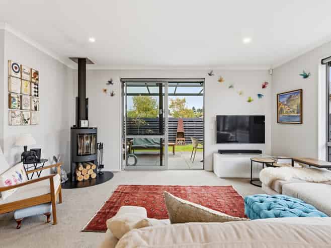 6 Lancaster Lane, Waldronville