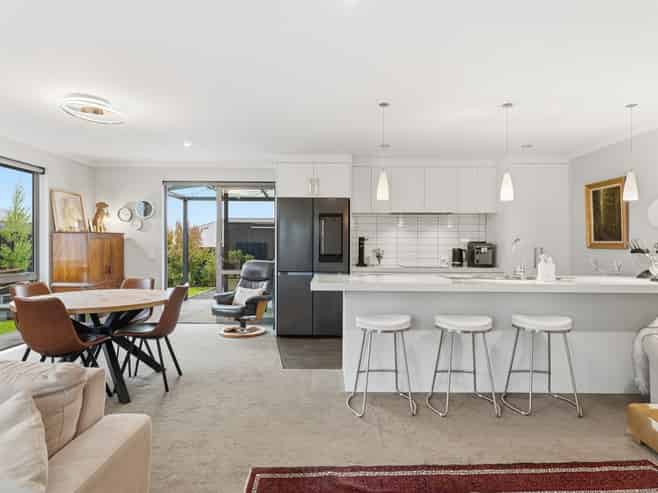 6 Lancaster Lane, Waldronville