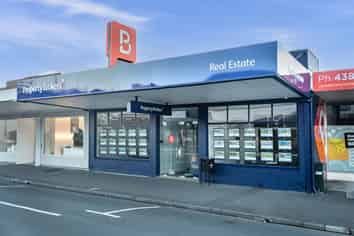 Prime commercial property investment