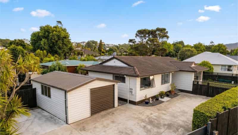 121 Godley Road, Green Bay