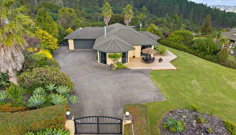 337 Macwhinney Drive, Drury